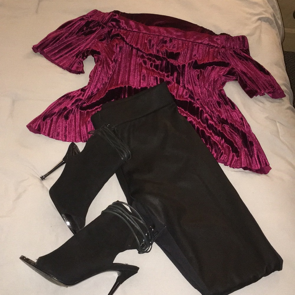 Off the shoulders top, Burgundy, Size L